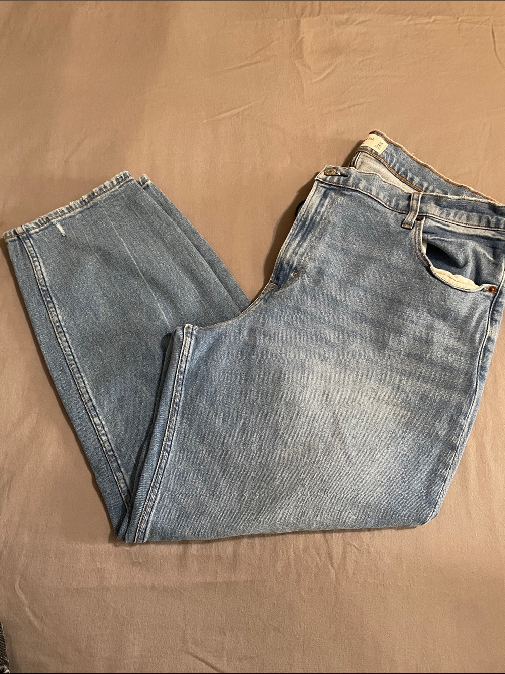 Women’s Abercrombie & Fitch The Mom High Rise